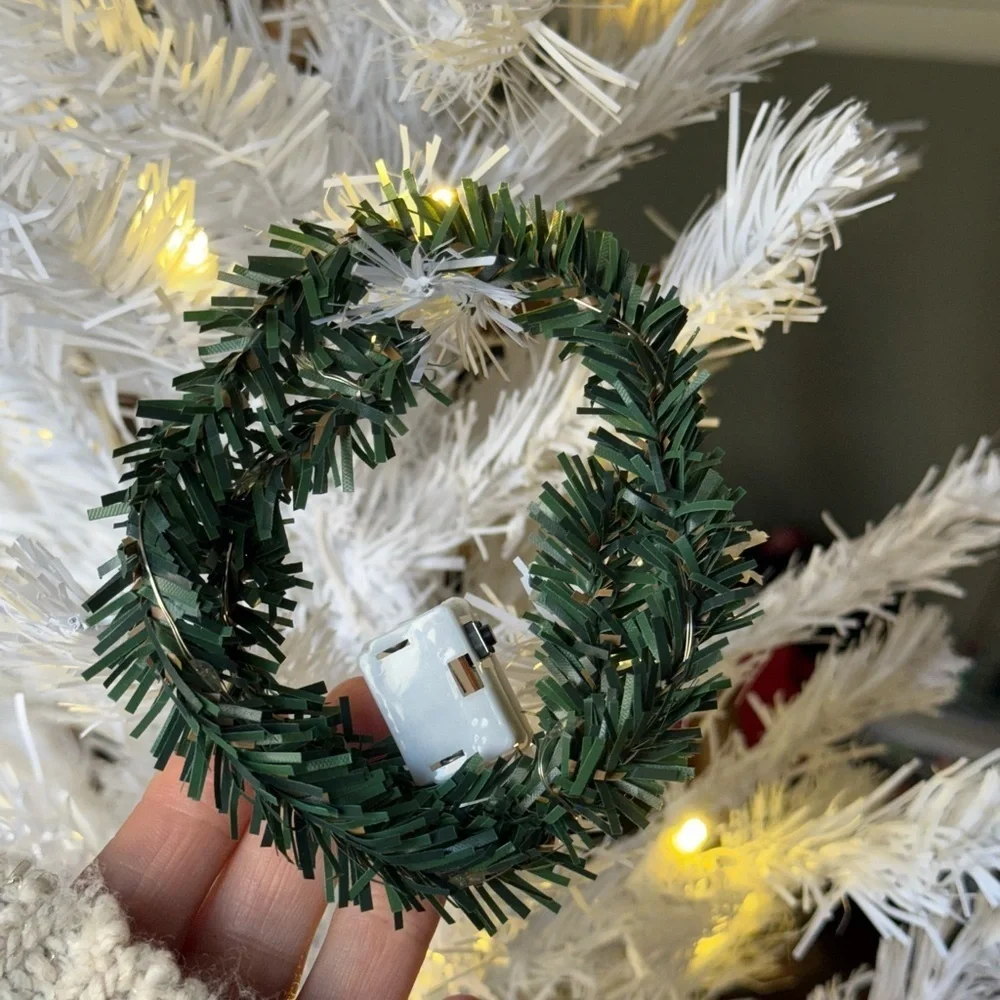 Vintage Green Holiday Garland with Lights Ornament